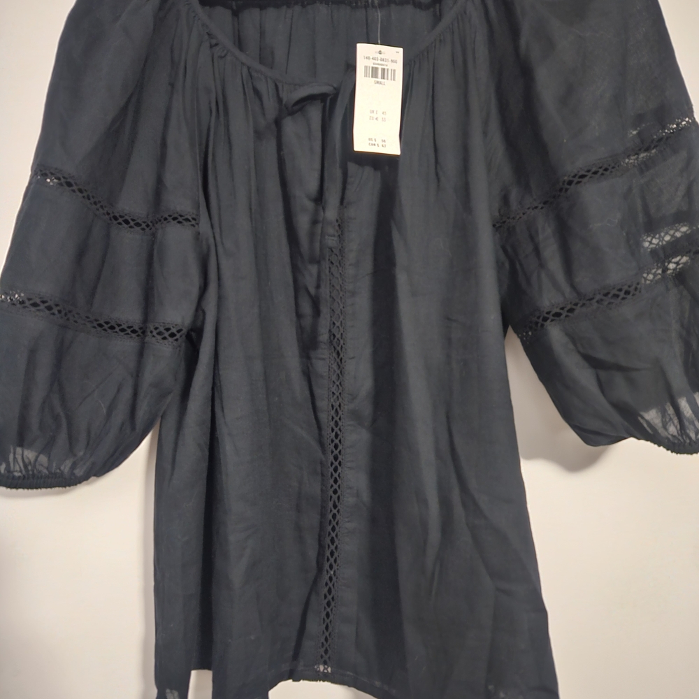 Abercrombie Black Women's Peasant Top